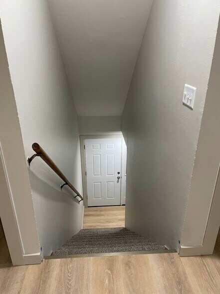 Building Photo - 2931 King James Way