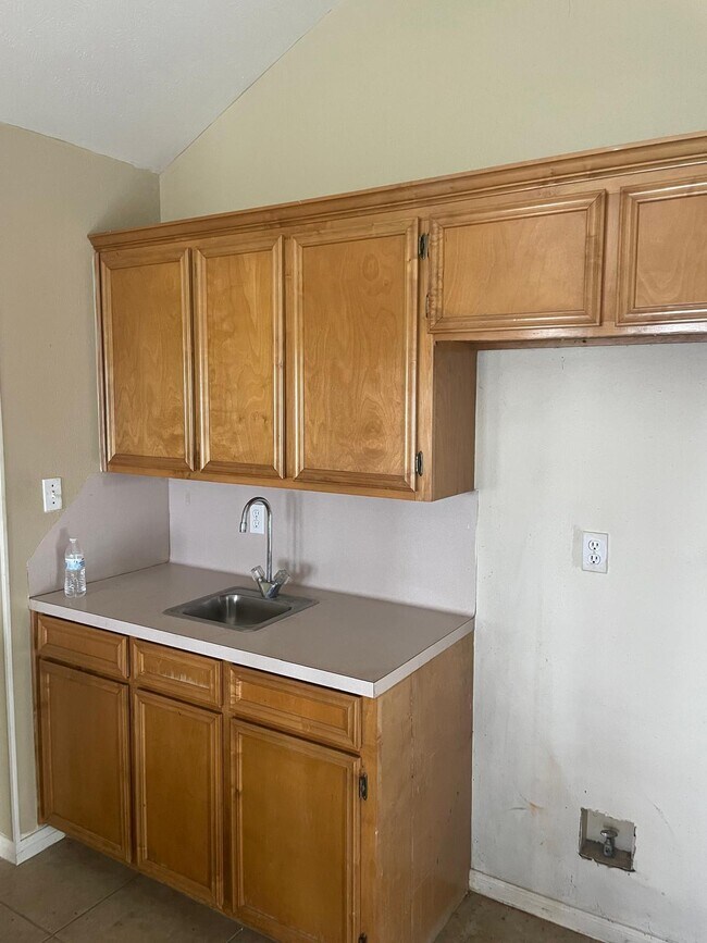 Building Photo - 3645 Innisbrook Dr