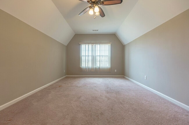 Building Photo - 13435 Lapstone Loop