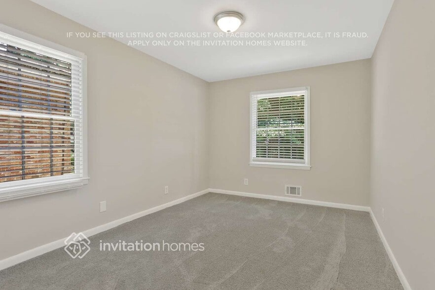 Building Photo - 3569 Troutdale Ct