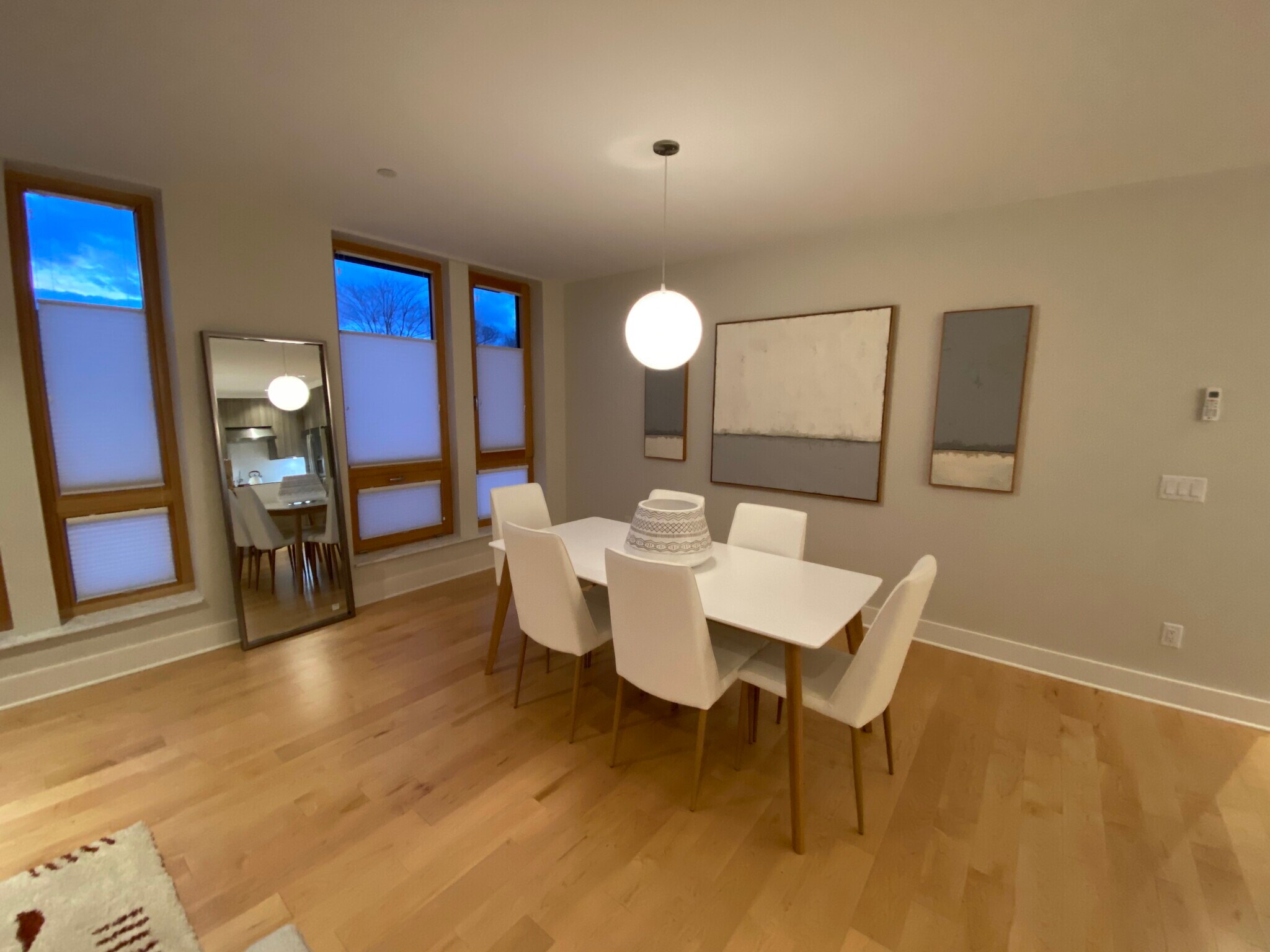 Building Photo - 240 Salem St