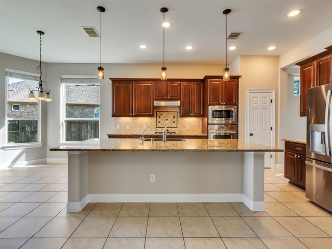 Building Photo - 5342 Tyler Park Ln