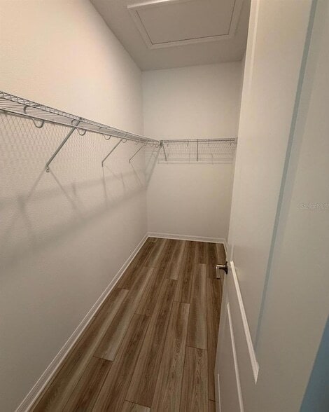 Building Photo - 5726 Gingham Dr