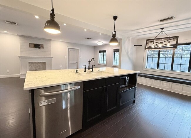 Building Photo - 7830 46th Way N