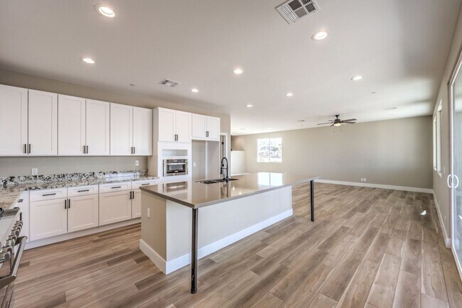 Building Photo - Strip View - Custom Home - Immediate Move In - Horse Property