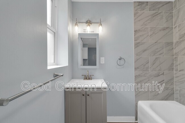 Building Photo - 7 E Depew Ave