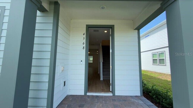 Building Photo - 4568 ORCHARD VIEW Aly