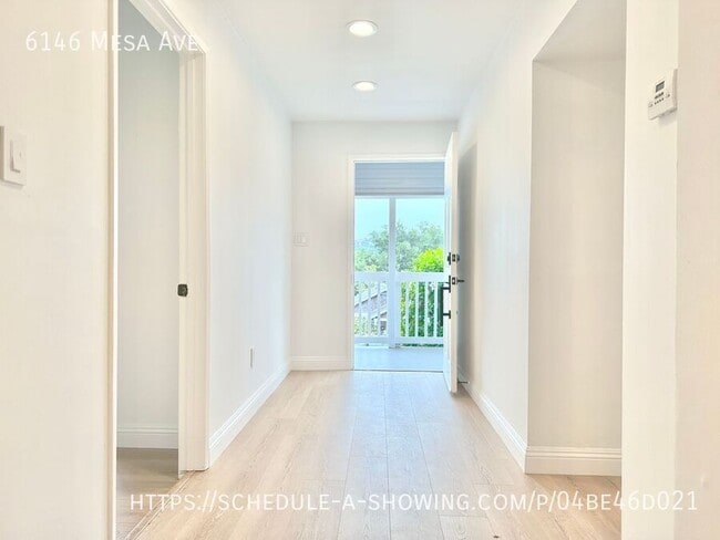 Building Photo - 6146 Mesa Ave