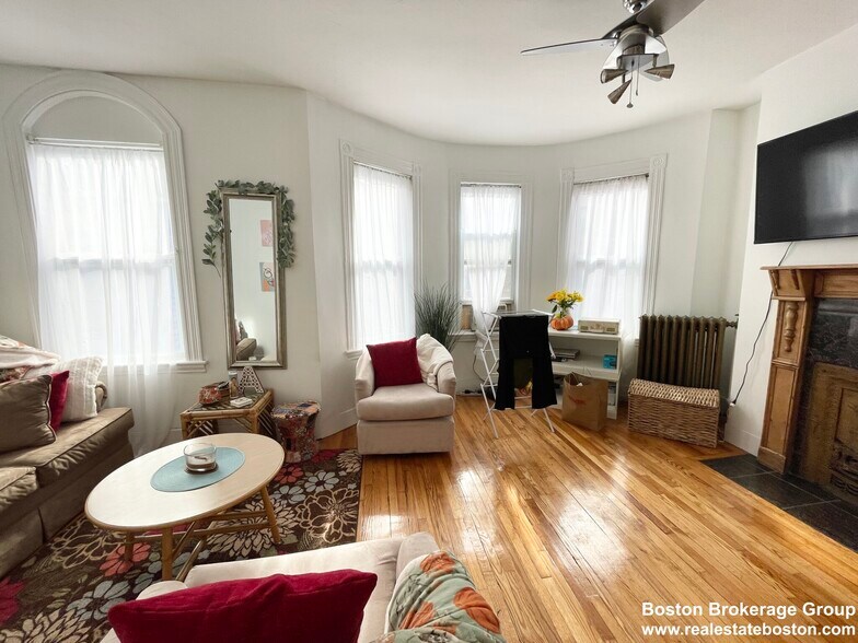 Building Photo - 50 Saint Germain St