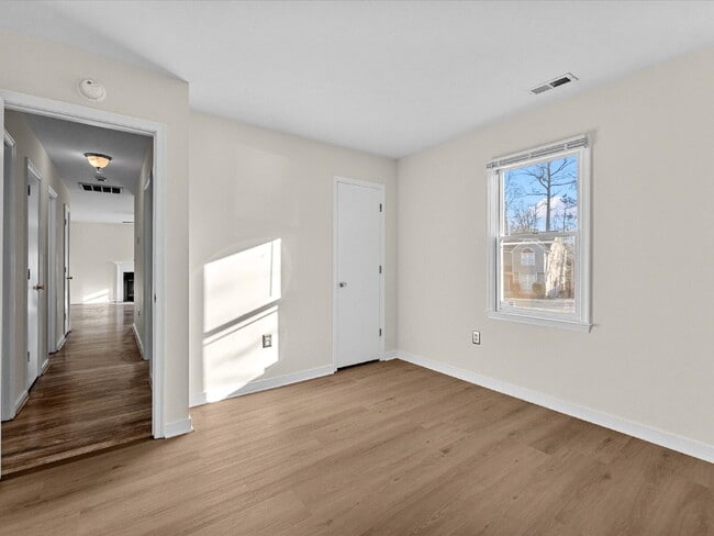 Building Photo - 11330 Bailey Woods Dr