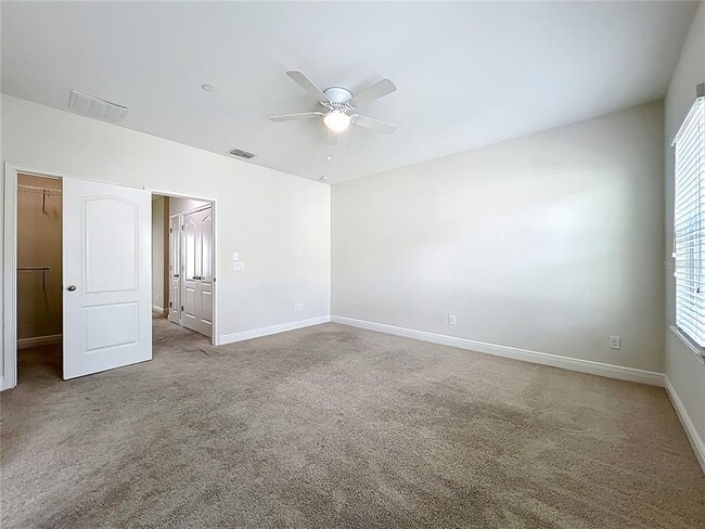 Building Photo - 561 Scotia Pl