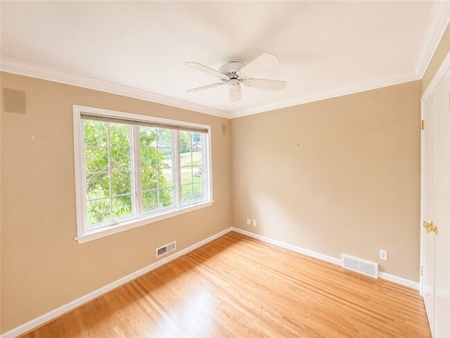 Building Photo - 20 Briar Patch Rd