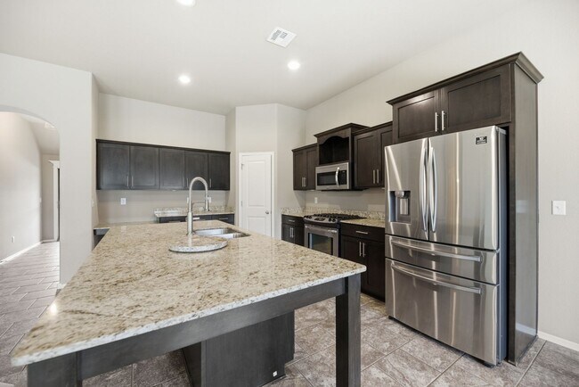Building Photo - Well Maintained 3-bedroom, 2-bath Home in Desirable Bixby Schools North of River