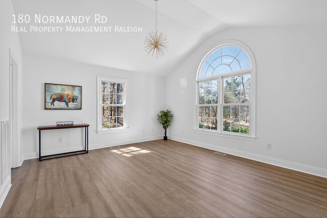 Building Photo - 180 Normandy Rd