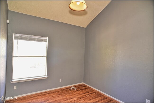 Building Photo - 12107 Valley Quail Dr