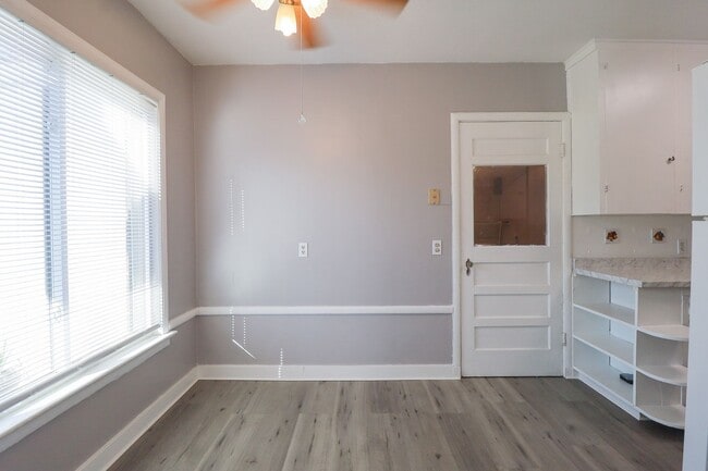 Building Photo - 3 Bed | 1 Bath in North Tulsa!