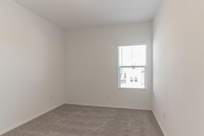 Building Photo - 101 Rioja