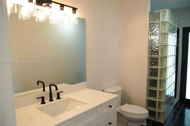 Building Photo - 12504 SW 99th Ave