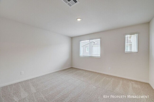 Building Photo - 3026 Green Finch St