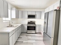 Building Photo - 1720 Cordoba Ln