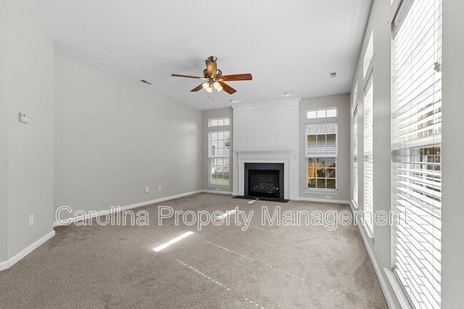 Building Photo - 5006 Rosewater Ln