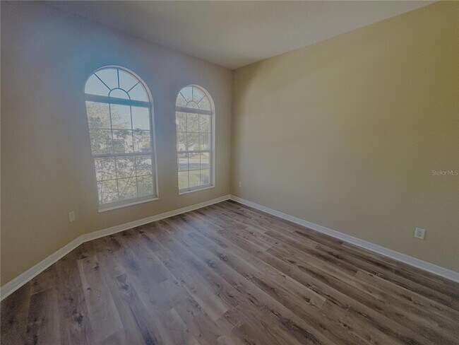 Building Photo - 4940 SW 63rd Loop