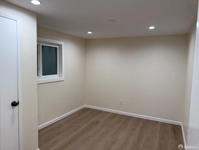 Building Photo - 258 Dorland St