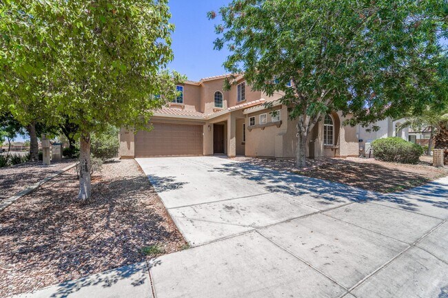 Building Photo - Live Large in Maricopa – Over 3,900 Sq Ft ...