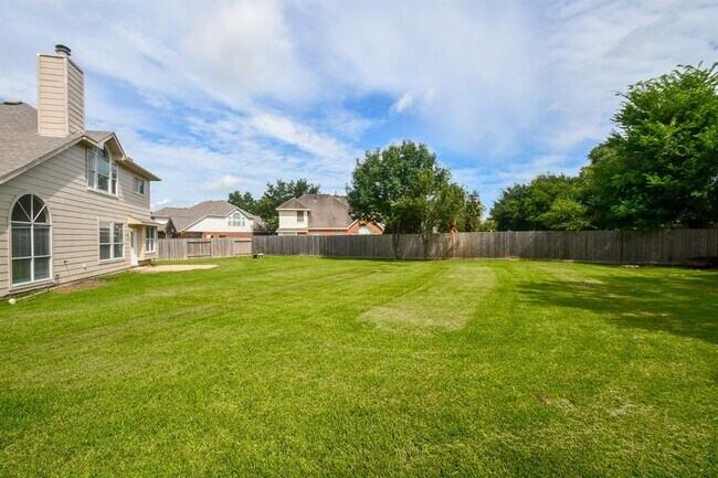 Building Photo - 5523 Poundstone Ct