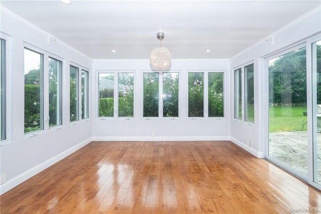 Building Photo - 14 Dimsdale Dr