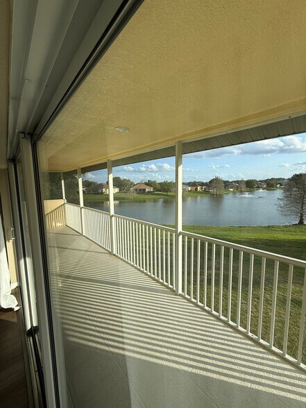 Building Photo - 5492 Compass Pte