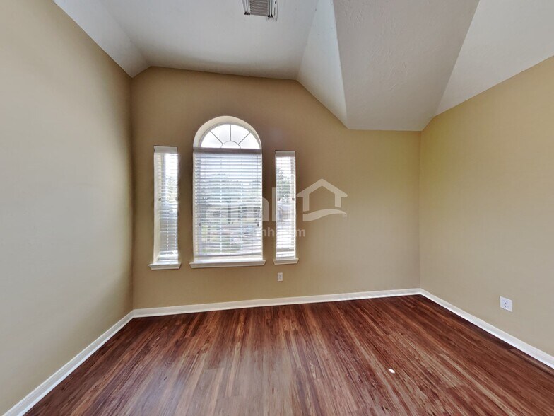 Building Photo - 14302 Baron Creek Ln