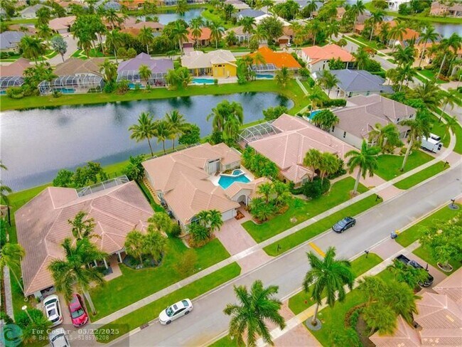 Building Photo - 20107 Ocean Key Dr