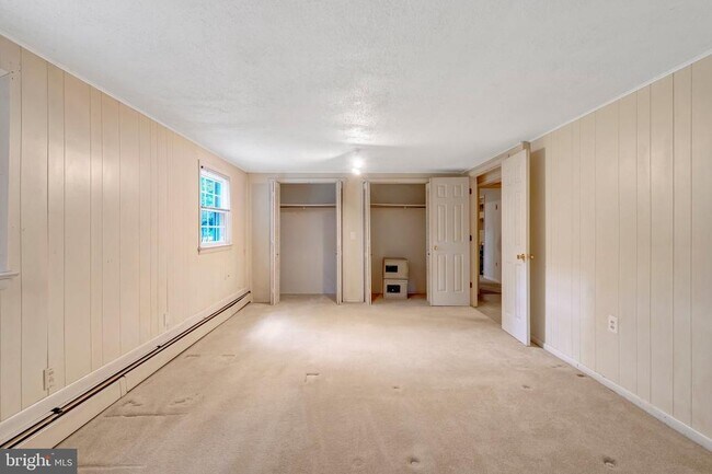 Building Photo - 5315 Summit Dr