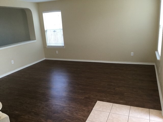 Building Photo - 7522 Drake Cyn