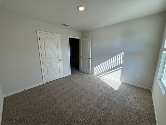 Building Photo - Brand New 5/3 House in Armuchee- $2,295