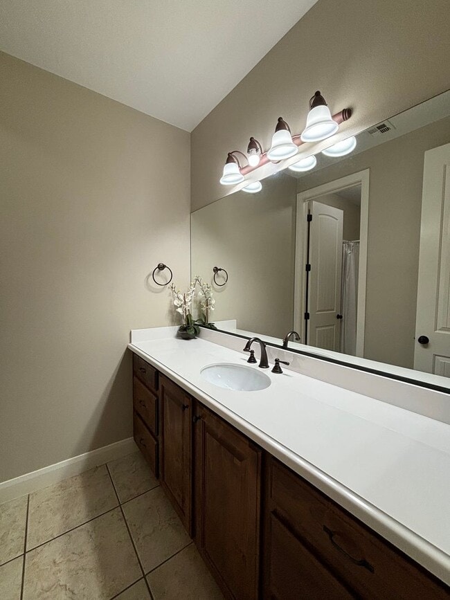 Building Photo - Short term lease! Coral Canyon on Golf Course with POOL- FURNISHED & PARTIALLY FURISNHED OPTION