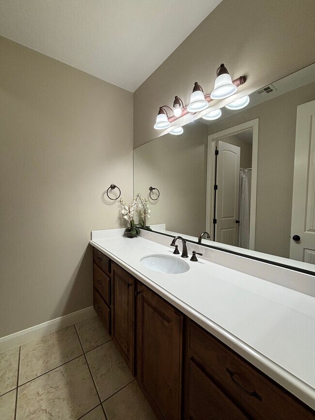 Building Photo - Short term lease! Coral Canyon on Golf Course with POOL- FURNISHED & UNFURISNHED OPTION