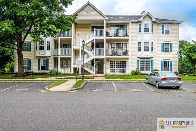Primary Photo - 298 Wimbeldon Ct