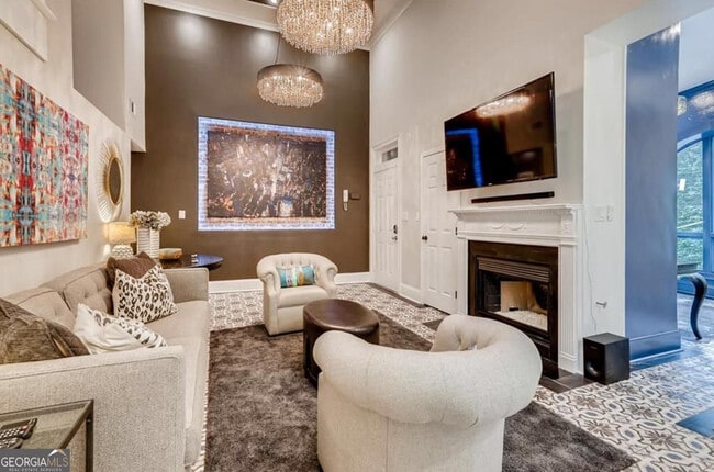 Building Photo - 1116 Piedmont Ave NE