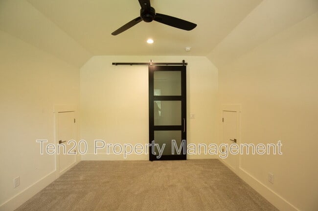 Building Photo - 1 Millington Ct