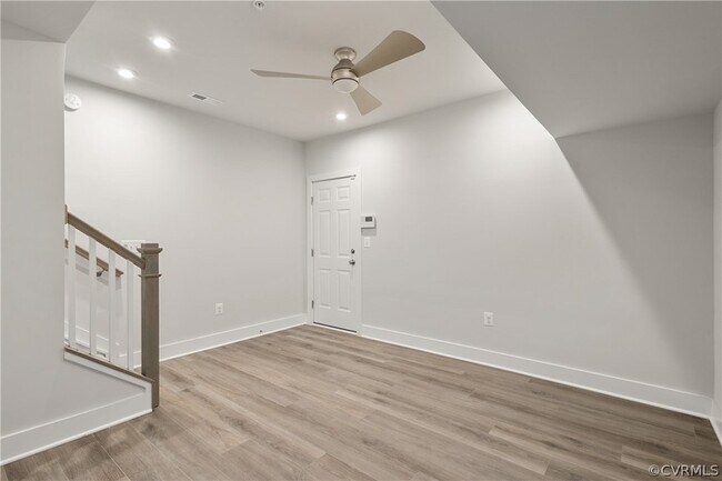 Building Photo - 5326 Old Main St