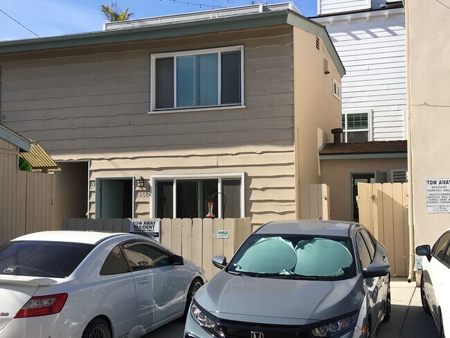 Primary Photo - MISSION BEACH STUDIO APARTMENT WITH PARKIN...