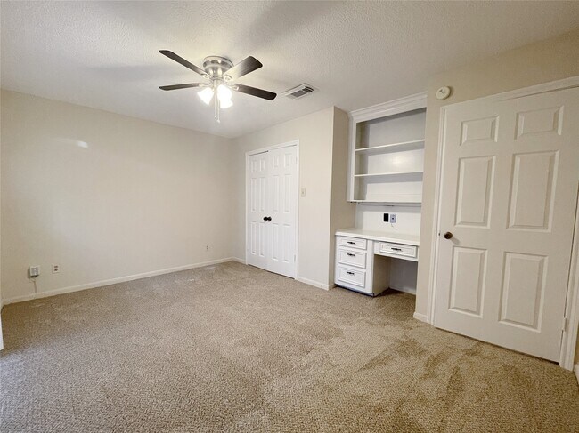 Building Photo - 6518 Tico Dr