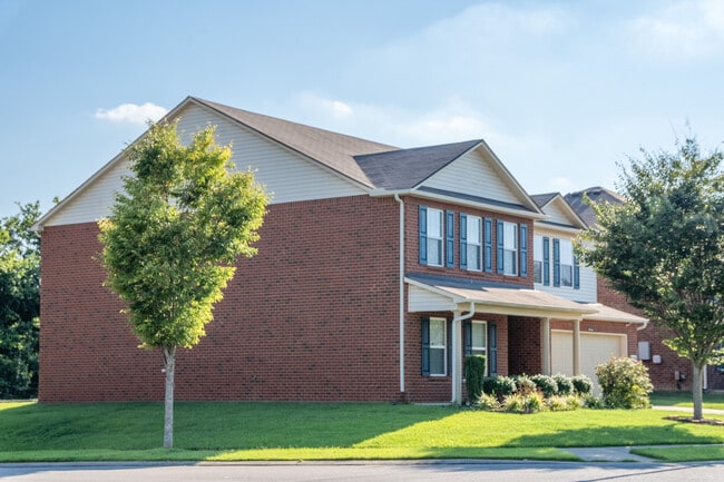 Building Photo - 1001 Benwick Rd