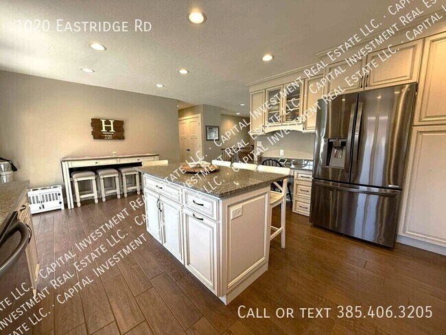 Building Photo - 1020 Eastridge Rd