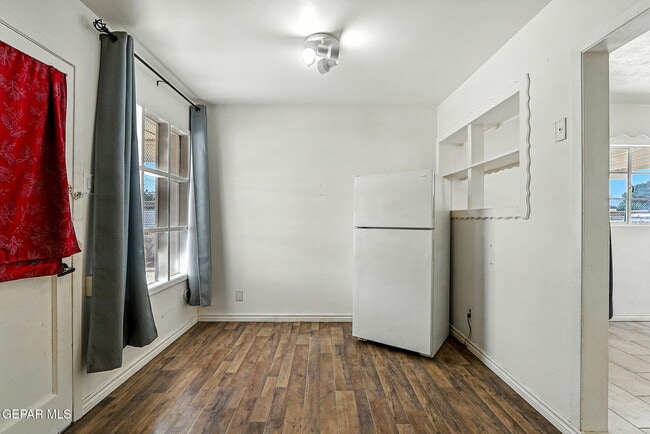 Building Photo - 5312 Capistrano Dr