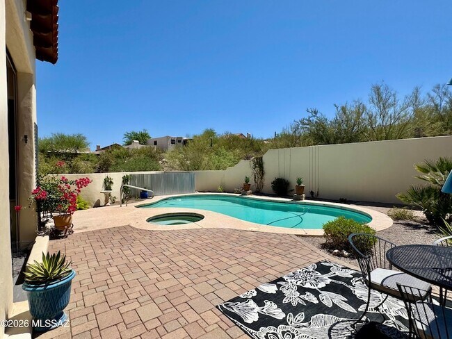 Building Photo - 10414 N Gold Canyon Pl