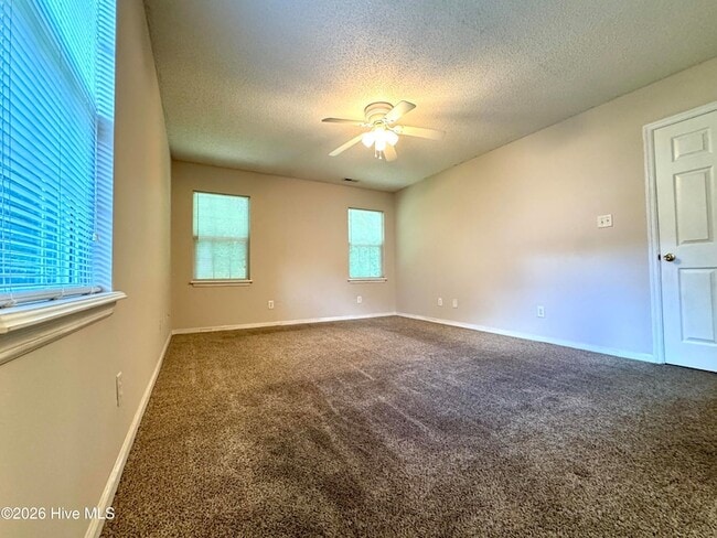 Building Photo - 521 Jimmies Creek Dr