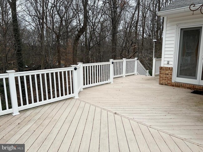 Building Photo - 6830 Pacific Ln